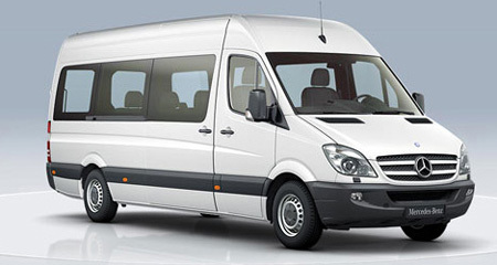 Nuestro vehículos Mercedes Sprinter Minibús 14 pasajeros + conductor